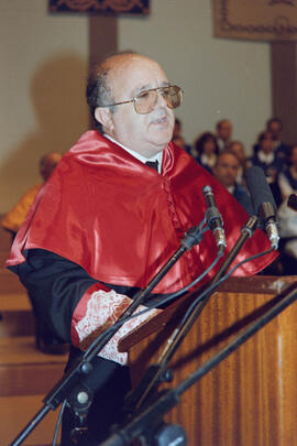 Apertura del Curso Académico 1995/1996 de la Universidad de Málaga. Teatro Cervantes. Octubre de 1995