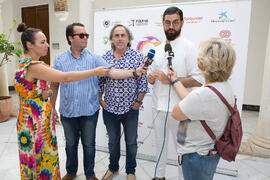 Manu Sánchez y Selu García Cossío. Curso "30 años de Carnaval de Cádiz, máximo exponente del humor crítico" . Cursos de Verano de la Universidad de Málaga. Vélez-Málaga. Julio de 2019