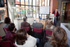 Intervención de Juan Carlos Pérez García, "Pepo Pérez". Inauguración de la exposición "Historias para mirar: cómic y novela gráfica desde la bilbioteca". Biblioteca General.  Abril de 2014