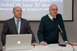 Conferencia de Javier Ramírez, director del CTI de la Universidad de Málaga en la Térmica. Febrero de 2014