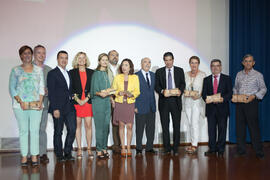 Foto de grupo. Gala del Deporte Universitario. Escuela Técnica Superior de Ingeniería de Telecomunicaciones. Junio de 2015