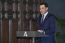 Juan Manuel Moreno Bonilla. Toma de posesión de D. Teodomiro López Navarrete como Rector de la Universidad de Málaga. Palacio de San Telmo, Sevilla. Febrero de 2024