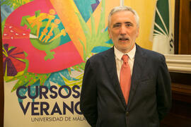 Martín Razquín Lizarraga en photocall. Curso "La nueva contratación pública". Cursos de Verano de la Universidad de Málaga. Málaga. Julio de 2018