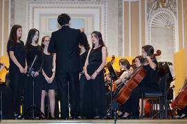 La Joven Orquesta de Cámara Pro-Música de Málaga en la entrega de medallas del Ateneo. Teatro María Cristina. Abril 2015