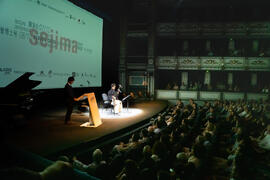 Concierto de Seiyu Oyama. Apertura del Curso Académico 2019-2020 de la Escuela Técnica Superior de Arquitectura de la Universidad de Málaga. Teatro Cervantes. Octubre de 2019