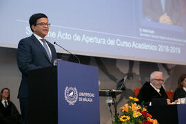 Intervención de Nikhil Seth. Apertura del Curso Académico 2018/2019 de la Universidad de Málaga. Complejo de Estudios Sociales y de Comercio. Septiembre de 2018