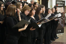 Concierto de Navidad de la Coral Sancti Petri homenaje a la Facultad de Económicas. Iglesia de los Mártires. Diciembre de 2015