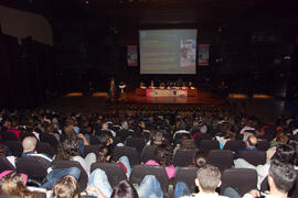 Conferencia "Nuevos Entornos". 3º Congreso Internacional de Actividad Físico-Deportiva para Mayores de la Universidad de Málaga. Palacio de Ferias y Congresos de Málaga. Marzo de 2009