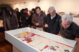 Inauguración de la exposición "50 Años de la Facultad de Ciencias Económicas y Empresariales". Rectorado. Enero de 2015
