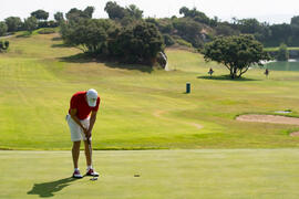 Jugada en el Campeonato Europeo de Golf Universitario en Antequera Golf. Antequera. Junio de 2019