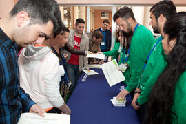 Entrega de certificados. 6º Congreso Internacional de Actividad Física Deportiva para Mayores. Escuela Técnica Superior de Ingeniería de Telecomunicaciones y de Informática. Marzo de 2015