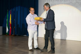 Entrega del premio Voluntariado Deportivo a Jorge Juan Domínguez Crespo. Gala del Deporte Universitario 2018. Escuela Técnica Superior de Ingeniería de Telecomunicaciones. Junio de 2018