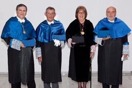 Miguel Delibes de Castro junto a Francisco Palma, Mario Vargas y Adelaida de la Calle en su investidura como Doctor "Honoris Causa" por la Facultad de Ciencias de la Universidad de Málaga. Junio de 2014