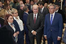 Francisco de la Torre y José Francisco Salado. Imposición de la Medalla de Oro de la Universidad de Málaga a Junta de Andalucía, Diputación Provincial de Málaga y Ayuntamiento de la capital. Paraninfo. Noviembre de 2023