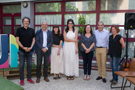 Foto de grupo. "Dialogando" con Clara Jiménez. Facultad de Ciencias de la Comunicación. Mayo de 2019