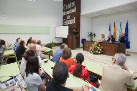 Intervención de una alumna del CIE-UMA en su graduación el Día del Español. Centro Internacional de Español de la Universidad de Málaga. Junio de 2016