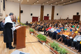 Investidura como Doctor "Honoris Causa" de Antonio Soler por la Facultad de Filosofía y Letras de la Universidad de Málaga. Paraninfo. Junio de 2016