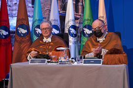 Carlos Camacho y Felipe Romera en su investidura como Doctor "Honoris Causa" por la por la Escuela Técnica Superior de Ingeniería de Telecomunicación de la Universidad de Málaga. Paraninfo. Marzo de 2022