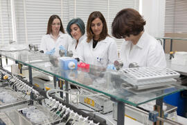 Personal e instalaciones del Departamento de Farmacología. Facultad de Medicina. Noviembre de 2015