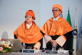 Investidura como Doctor "Honoris Causa" de D. Jaime Gil Aluja por la Facultad de Económicas de la Universidad de Málaga. Paraninfo. Noviembre de 2014