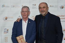 Gumersindo Ruiz y Eugenio Luque. Homenaje al personal jubilado de la Facultad de Ciencias Económicas y Empresariales. Campus de El Ejido. Septiembre de 2022