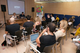 Ponencia de Tinet Rubira, "La renovación de los formatos en la televisión tradicional: el ejemplo de Operación Triunfo". Curso "La televisión del siglo XXI, nuevos formatos y consumos". Cursos de verano 2018 de la Universidad de Málaga. Marbella. Julio de 2018