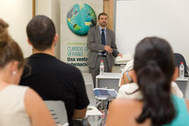 Cursos de verano 2012 de la Universidad de Málaga. El papel de lo privado en la gestión de lo público. Marbella. Julio de 2012