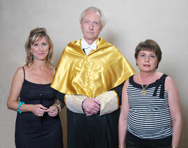 Retrato de Kjell Fuxe como Doctor "Honoris Causa" por la Facultad de Medicina de la Universidad de Málaga. Mayo de 2007