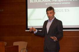 Taller «Blockchain: Fundamentos y Perspectiva Jurídica. De la confianza al Consenso». Curso "Ciberseguridad y cibercriminalidad: dos caras de una misma moneda". Cursos de Verano de la Universidad de Málaga. Málaga. Julio de 2019