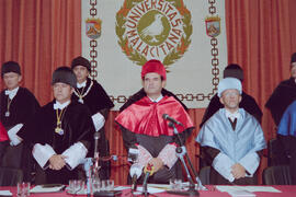 Apertura del Curso Académico 1998/1999 de la Universidad de Málaga. Paraninfo. Octubre de 1998