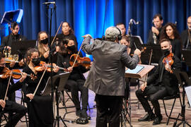 Miguel Romea dirige el Concierto de Bandas Sonoras de la 31 edición de Fancine de la Universidad de Málaga. Auditorio de la Escuela Técnica de Ingeniería de Telecomunicaciones e Informática. Noviembre de 2021