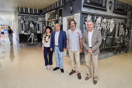 Inauguración del mural de Ángel Idígoras en la Facultad de Ciencias Económicas y Empresariales de la Universidad de Málaga. Campus de El Ejido. Junio de 2022