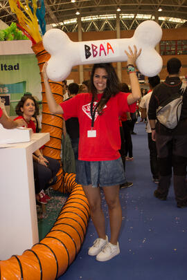 Estand de la Facultad de Bellas Artes. Jornadas de Puertas Abiertas de la Universidad de Málaga. Complejo Polideportivo Universitario. Abril de 2015