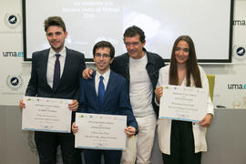 Antonio Banderas y premiados. Acto de la Fundación Lágrimas y Favores. Entrega de los Premios de Investigación de la Cátedra de Estudios Cofrades. Rectorado. Abril de 2019