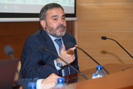 Mesa redonda: «Ciberataques de (des)información: ¿se pueden combatir las Fake News?». Curso "Ciberseguridad y cibercriminalidad: dos caras de una misma moneda". Cursos de Verano de la Universidad de Málaga. Málaga. Julio de 2019