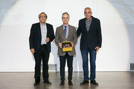 Entrega del premio Pablo Ráez Martínez a Miguel Ángel Frutos. Gala del Deporte Universitario 2018. Escuela Técnica Superior de Ingeniería de Telecomunicaciones. Junio de 2018