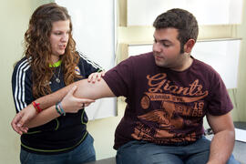 Prácticas de Fisioterapia. Escuela Universitaria de Ciencias de la Salud de la Universidad de Málaga. Paseo de Martiricos. Abril de 2013