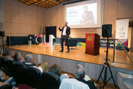 Pere Estupinyà. Conferencia "Dialogando". Facultad de Ciencias. Octubre de 2018