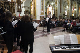 Concierto de Navidad de la Coral Sancti Petri homenaje a la Facultad de Económicas. Iglesia de los Mártires. Diciembre de 2015