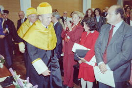 Investidura como Doctor "Honoris Causa" de D. Andrew Victor Schally por la Universidad de Málaga. Salón de Actos del Rectorado. Octubre de 2002