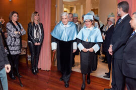 Rosario Camacho con D. Antonio Bonet Correa, Doctor "Honoris Causa" por la Universidad de Málaga. Rectorado. Febrero de 2014