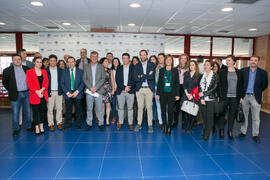 Foto de grupo. Inauguración de las Jornadas de Puertas Abiertas de la Universidad de Málaga. Complejo Polideportivo Universitario. Abril de 2018