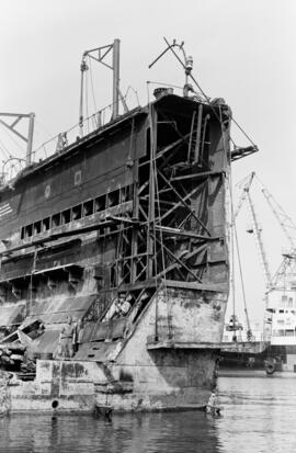 Puerto de Málaga. Dique flotante de la Unión Naval de Levante. Abril de 1963