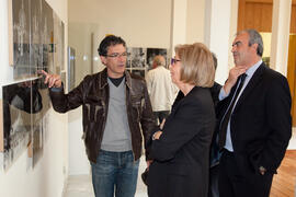 Visita de D. Antonio Banderas a la exposición "Semana Santa, 1972. Universidad de Málaga, 40 años compartiendo futuro". Rectorado. Marzo de 2013