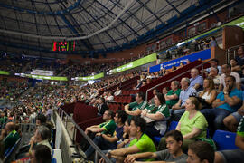 Público asistente al partido homenaje del Unicaja Baloncesto a la Facultad de Económicas en su 50 Aniversario. Palacio de Deportes José María Martín Carpena. Mayo de 2015