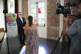 Loquillo en photocall. Curso "Tres generaciones de la música Pop española". Cursos de Verano de la Universidad de Málaga. Málaga. Julio de 2018