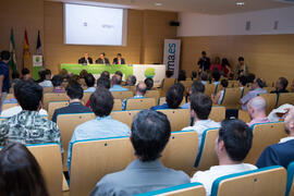 Reunión con Pedro Duque, ministro de Ciencia, Innovación y Universidades, en el edificio The Green Ray. Campus de Teatinos. Junio de 2018