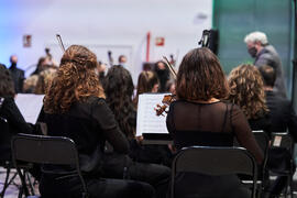 Violinistas. Concierto de Bandas Sonoras de la 31 edición de Fancine de la Universidad de Málaga. Auditorio de la Escuela Técnica de Ingeniería de Telecomunicaciones e Informática. Noviembre de 2021