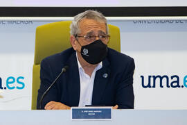 José Ángel Narváez. Inauguración del Día Internacional Contra la Violencia Machista. Edificio del Rectorado de la Universidad de Málaga. Noviembre de 2020