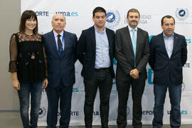 Foto de grupo. 7º Congreso Internacional de Actividad Física Deportiva para Mayores. Escuela Técnica Superior de Ingeniería de Telecomunicaciones y de Informática. Noviembre de 2017